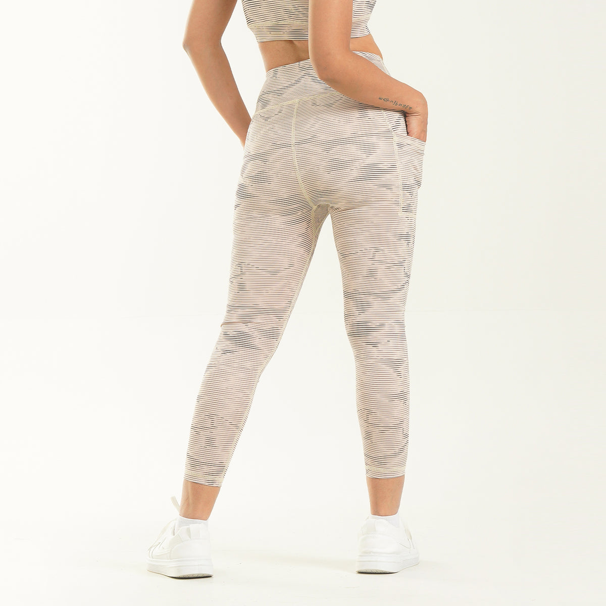 FibR - Ivory stripes leggings