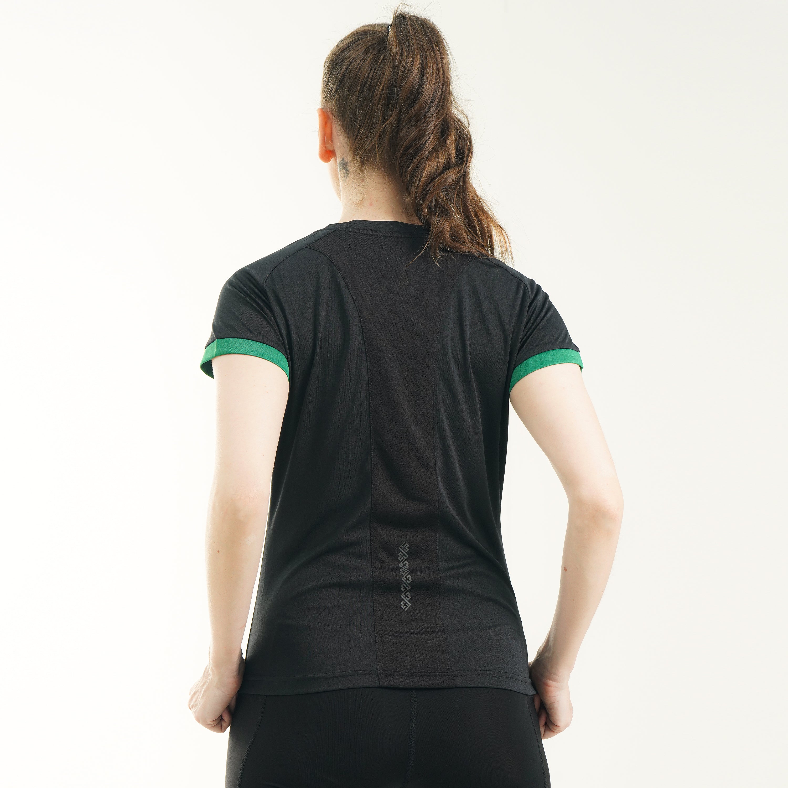 Figs Colorblock Top FibR - Color Block Top Green Black – FibRWear